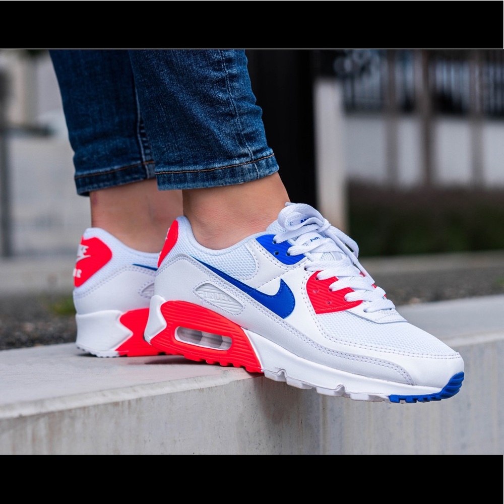New Nike Women’s Air Max 90 - Picture 6 of 10